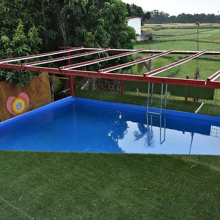 Gods County. Resort & Banquets ธาราพิธ ภายนอก รูปภาพ
